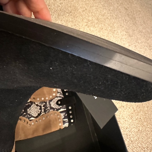 Coach Payton Western Boot. Size 7. Worn once. Immaculate condition. - Picture 8 of 9